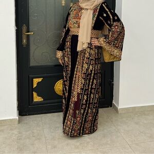 Velvet malak thobe Palestinian